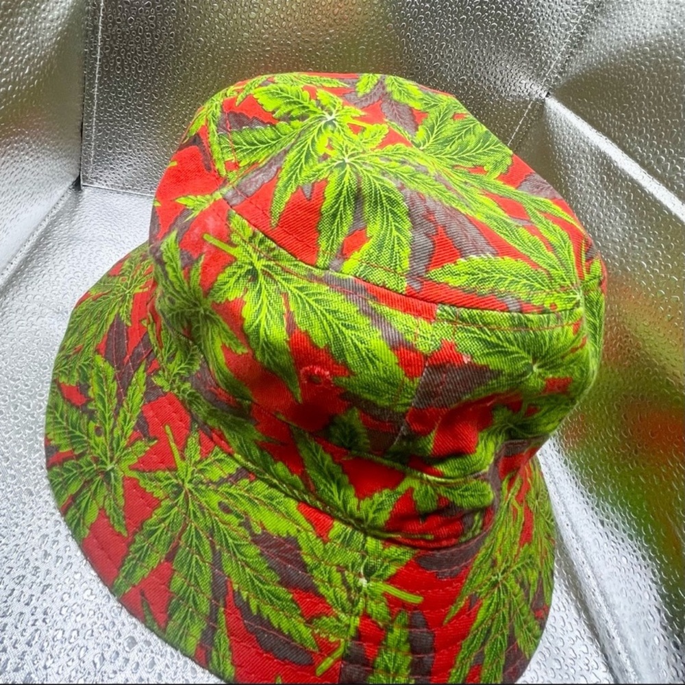 Ganja Green/ Red Bucket Hat UNISEX